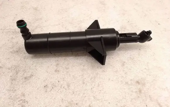 Headlight washer spray nozzle