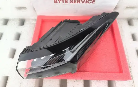 Peugeot 308 Rear/tail lights 9835299380