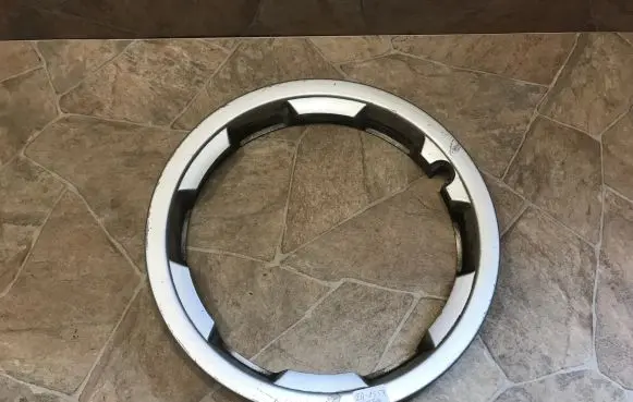Volkswagen Golf III R20 wheel hub/cap/trim 191601157