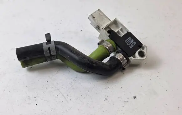 Nissan NV300 Exhaust gas pressure sensor 227701177R 81MPP0602 151160748