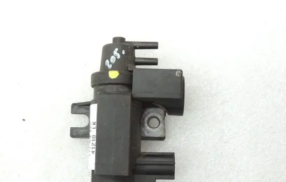 Toyota Corolla Verso AR10 Vacuum valve 258190R011