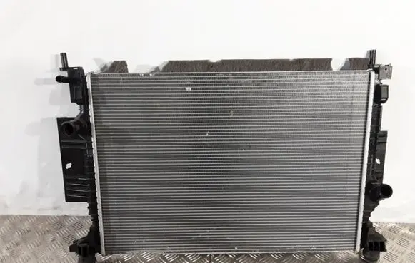 Ford Kuga II Coolant radiator EJ738005A