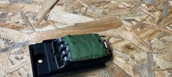Ford Connect Heater blower motor/fan resistor 1R3KR70KR25K