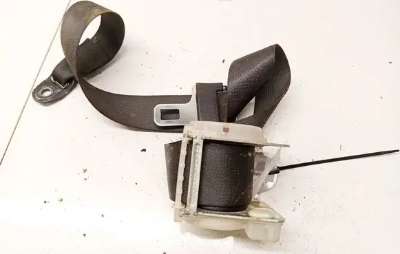 Dodge Magnum Rear seatbelt 2021205