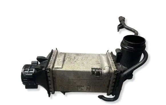 Volkswagen Golf VII Intercooler radiator 04E145785