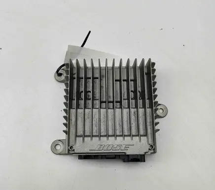 Nissan Leaf II (ZE1) Sound amplifier 280615SA2A