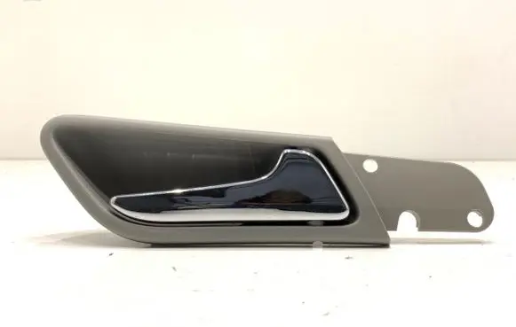Mercedes-Benz B W245 Front door interior handle 1697601061