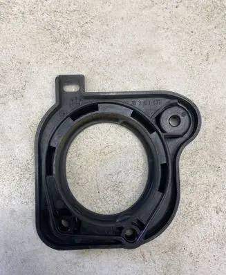 BMW 3 E46 Steering rack mounting bracket 3411677