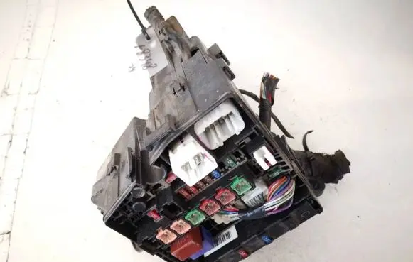 Toyota Yaris Fuse box set 7177xa2