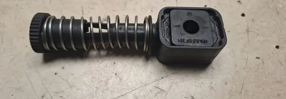Volkswagen Golf V Gear shift rod 1K0711761B