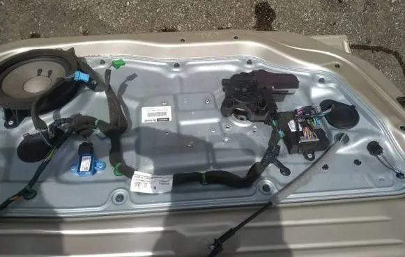 Volvo S80 Sliding door window regulator with motor