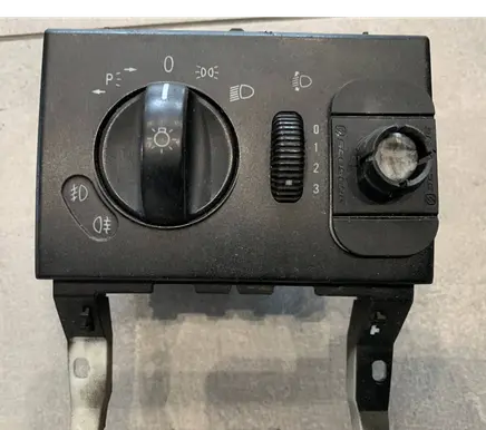 Mercedes-Benz Vito Viano W639 Light switch A6399050000