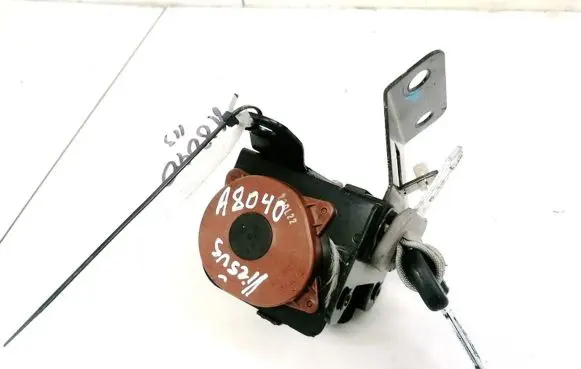 Middle seatbelt (rear)