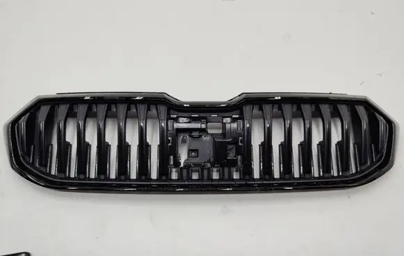 Skoda Superb B9 Front grill 3P0853653