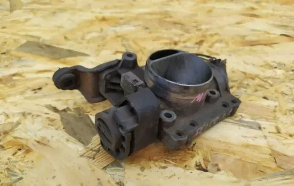 Fiat Seicento/600 Throttle valve