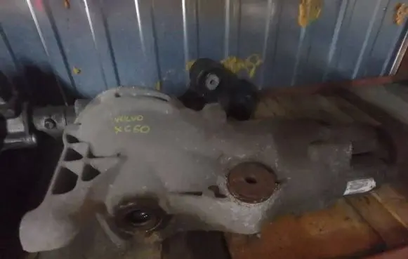 Volvo XC60 Gearbox transfer box case P3125686