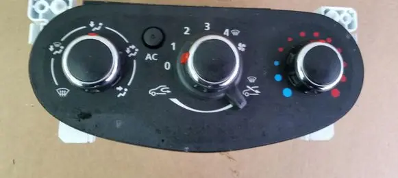 Dacia Dokker Climate control unit 5P3741700