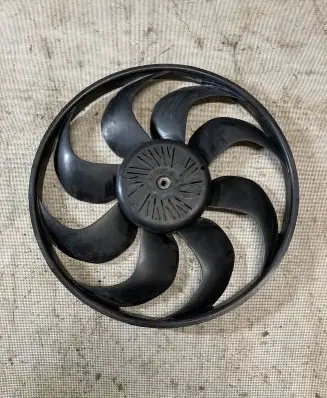 Volvo V40 Fan impeller 9140323