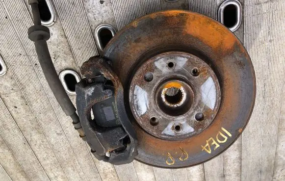 Fiat Punto (188) Front wheel hub spindle knuckle