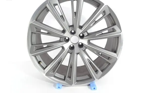 Audi Q8 Original wheel cap 4M8601025AT