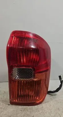 Toyota RAV 4 (XA20) Rear/tail lights