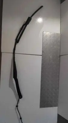 Tesla Model 3 Front wiper blade arm 3392126527