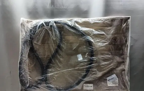 Volkswagen Caddy Rubber seal front coupe door 2K7837911D