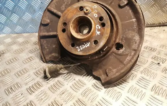 Mercedes-Benz S W220 Rear wheel hub