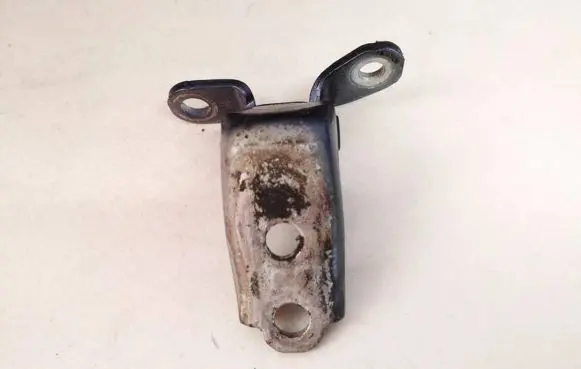 Honda Civic IX Front door upper hinge