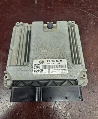 Volkswagen Touran I Engine control unit/module 03G906016HK 1039S07795 0281012251