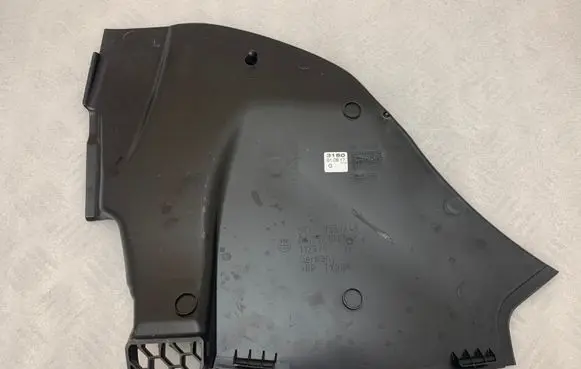 BMW 7 G11 G12 Wiper trim 7357243