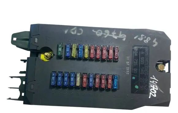 Mercedes-Benz Sprinter W901 W902 W903 W904 Fuse module A0005402350
