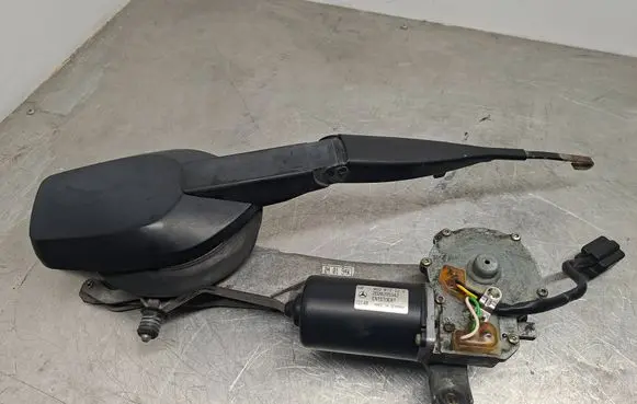 Mercedes-Benz C W202 Front wiper linkage and motor 2028205342 403877