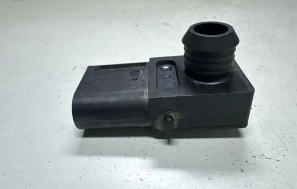 Mercedes-Benz GL X166 Air pressure sensor A1669050500