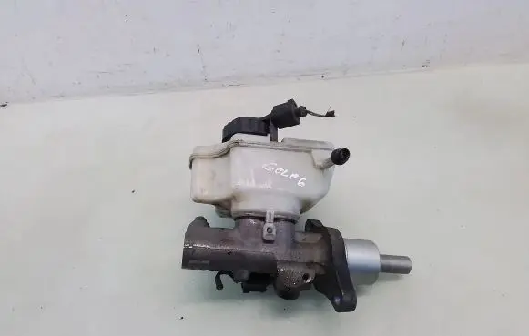 Volkswagen Golf VI Master brake cylinder 1K0945459A