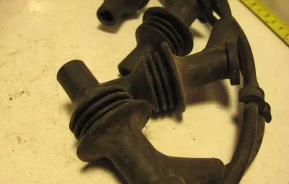 Renault Laguna I Plug wire 
