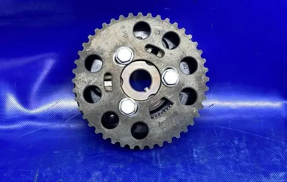 Volkswagen PASSAT CC Camshaft pulley/ VANOS 038109111E 03L109239A