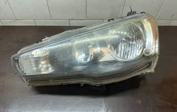 Mitsubishi Lancer X Headlight/headlamp