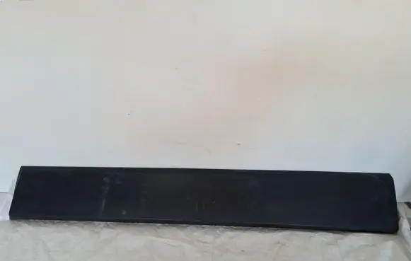Renault Trafic III (X82) Rear fender molding trim 938679R