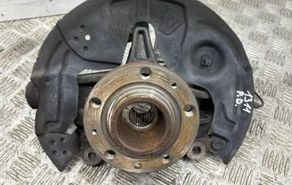Citroen Berlingo Front wheel hub