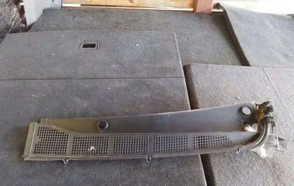Citroen Jumpy Wiper trim 9808467377