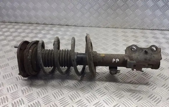 Toyota Auris 150 Front shock absorber/damper