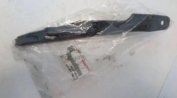Toyota Corolla E160 E170 Headlight/headlamp mounting bracket 8119302250