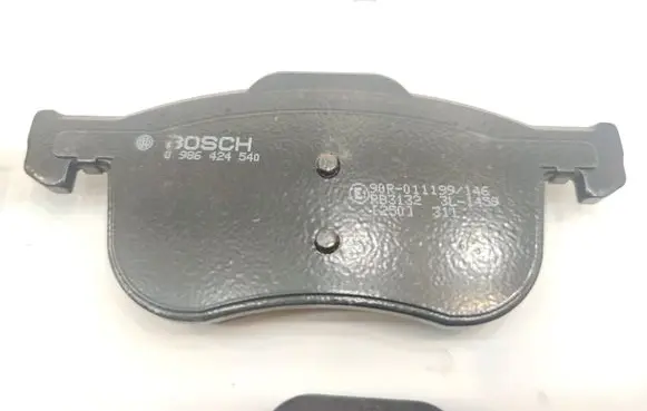 Volvo XC70 Brake pads (front) 0986424540 8634921 8374D125