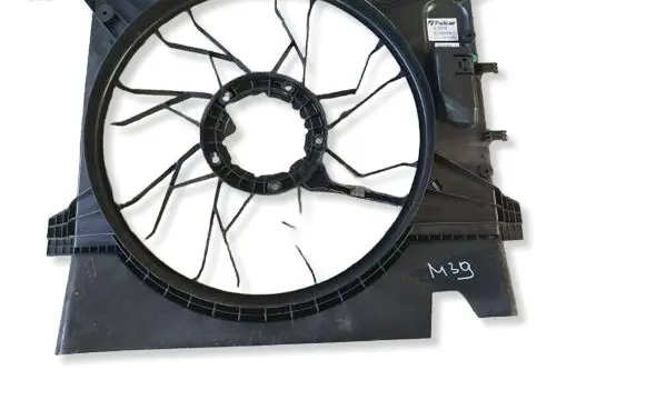 Volvo XC90 Electric radiator cooling fan 30776236 P9DB1D15 28909001794
