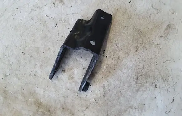 Nissan Primera Engine mounting bracket NOCODE
