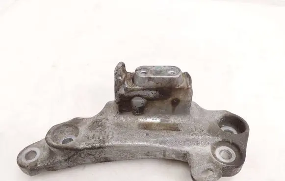Citroen Berlingo Gearbox mounting bracket 9813721980