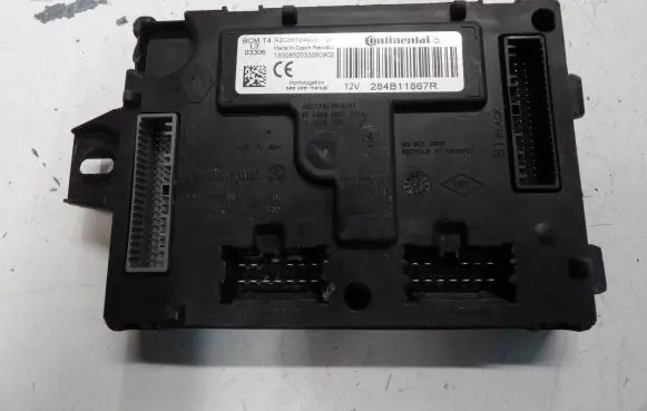 Renault Clio IV Other control units/modules 284B11867R A2C86184600 150085203306902