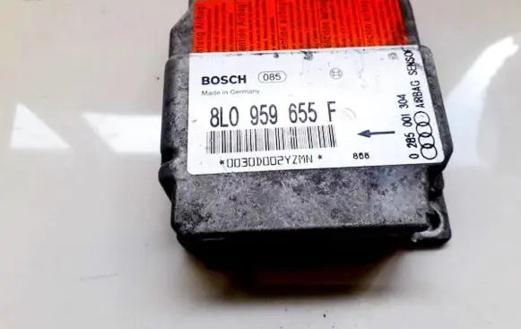 Audi A3 S3 8L Airbag control unit/module 8l0959655f 0285001304