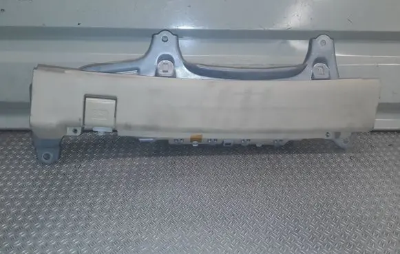 Lexus IS 220D-250-350 Knee airbag 